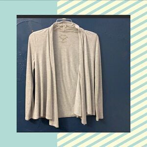 🎁🎁Sonoma grey cardigan size small!!!